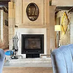 Ancienne dépendance du Duc de Normandie - Château
