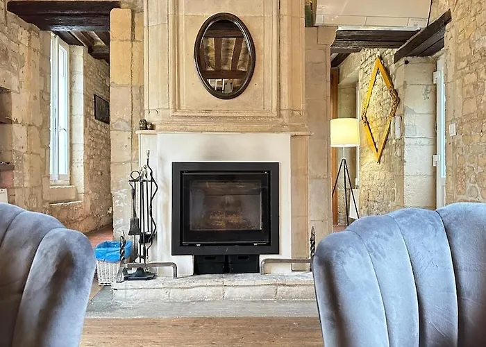 Ancienne Dépendance Du Duc De Normandie - Château